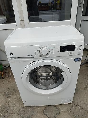 Стиральная машина Electrolux, 5 кг, Автомат, Без сушки — 3