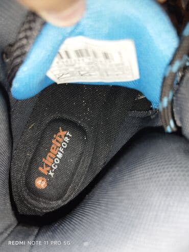Ayaqqabılar: Kinetix X-Comfort texnologiyalı uniseks trekking botları. Bu botlar — 4