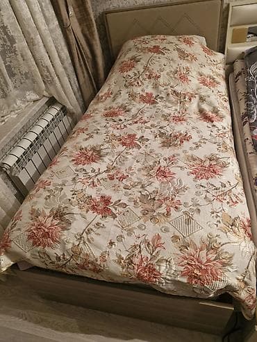 panorama pencere: Təknəfərlik çarpayı, Bazalı, Matras ilə, Siyirməsiz — 1