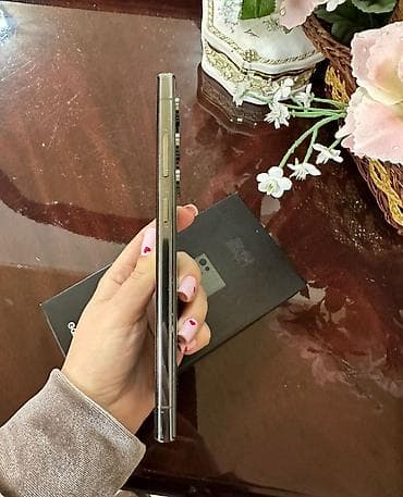 apple 12 mini: Samsung Galaxy S23 Ultra, 256 GB, rəng - Yaşıl, Simsiz şarj — 6