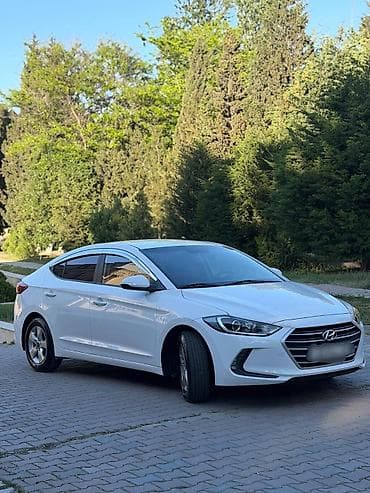maşın satisi: Hyundai Elantra: 1.6 l | 2017 il Sedan — 2