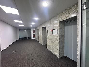 ucuz ev: İcarəyə verilir 13 otaqlı ofis 600 m², 8 Noyabr m. Daha 7 şəklə bax — 7