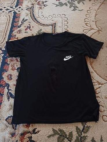 Мужская одежда: Qara rəngli Nike t-shirt - Klassik qısaqollu model, yumru yaxalı - Ön — 1
