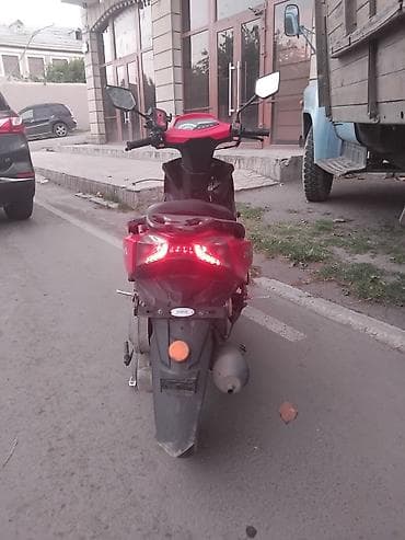 tap az skuter: Şəhər daxili hərəkət üçün çevik və qənaətcil skuter. Xüsusiyyətlər: - — 2