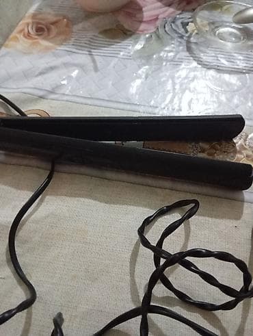 Ventilyatorlar: Saç düzləndiricisi - Rəng: qara - Elektriklə işləyən, naqilli model - — 1