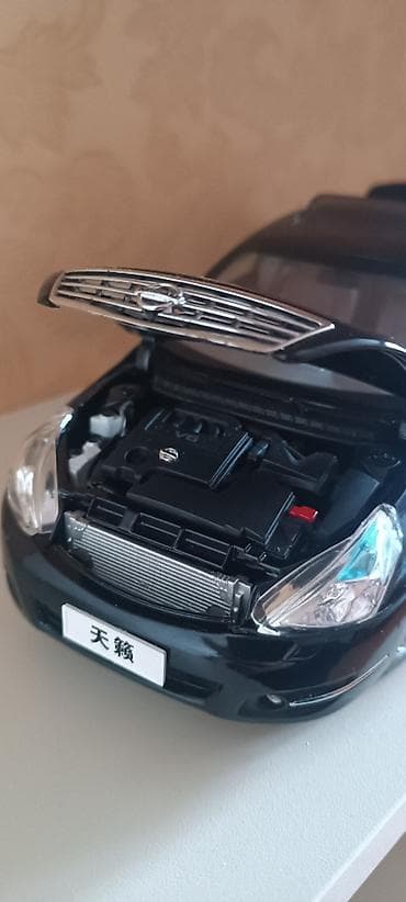 Ovçuluq və balıqçılıq: Nissan teana 1:18 В отличном состоянии Редкая модель Материал метал — 4
