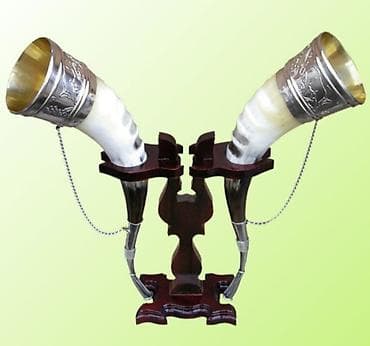 - Məhsul: Dekorativ içki buynuzları dəsti - Tərkib: Təbii buynuzdan