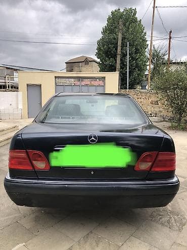 011 maşını: Mercedes-Benz E-Class: 2 l | 1997 il Sedan — 2