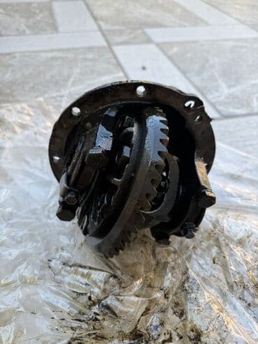 двигатель змз 406: Avtomobilin differensialı, gücü təkərlərə ötürmək üçün istifadə — 4