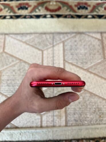 see kondisioner: IPhone SE 2020 — 5