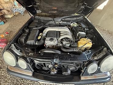 mercedes e class: Mercedes-Benz E‑Class W210 sedan - Kuzov: qara rəng, 4 qapı, orijinal — 3