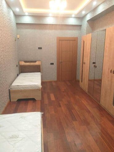 maştağada satdıq evlər: Mənzil Heydər Əliyev sarayinin yaxinliğinda yerləşir. Həmçinin 28 May — 3