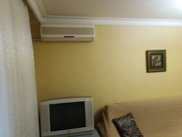 bina az musfiq qesebesi kohne tikili: Yasamal rayonu. Elmlər Akademiyasi metro stansiyası yaxınlığında. 5 — 4