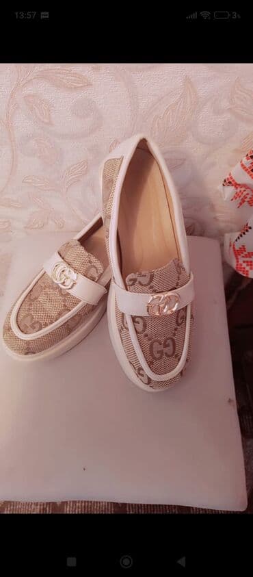 Tofas: Bej rəng palıd tonlarında qadın loaferləri - Üslub: Klassik loafer — 1