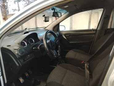 ön yükleyici traktör: Chevrolet Aveo: 1.4 l | 2015 il 27900 km Sedan — 4