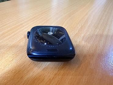 Apple watch SE 3 44mm. pil 100 ideal vəziyyətdə. Alınan gündən ekran — 5