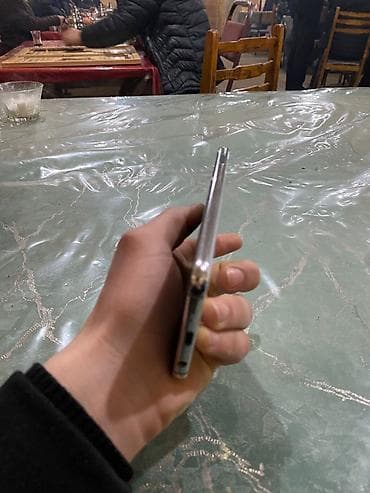 forza horizon 5 disk ps5: Samsung Galaxy S10e, 128 GB, rəng - Ağ, Qırıq — 2