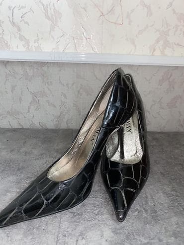 sandalet: Qadın ayaqqabıları – daşlı və parlaq modellər dəsti - Model 1: Qara — 6