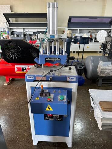 pvc avadanliq: Çift kafalı kəpənək yeri açma makinası
Türkiyə istehsalı — 2