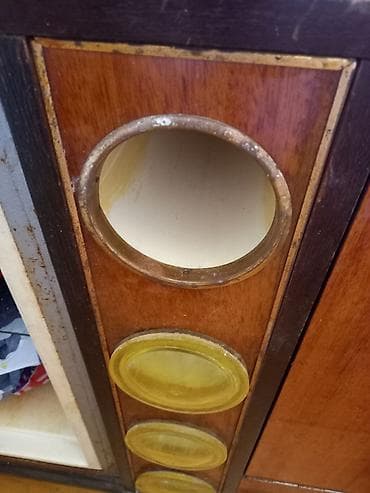 TV və video: 80 ci ilin xaladelnik baridi.ortada yumuru yerler sanpanski — 2