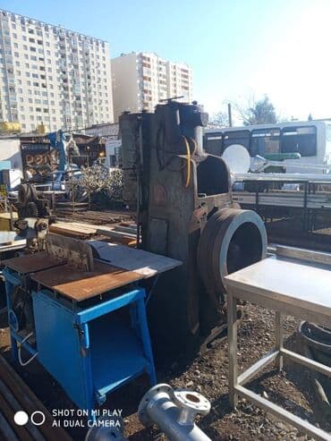 dəzgah taxta: Molot dəzgahi. 75 tonluq — 2