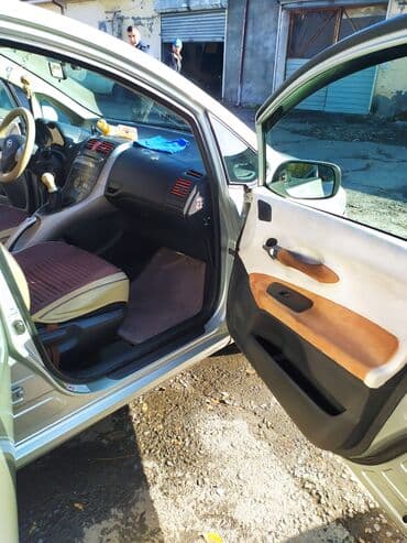 mercedes disk teker type 0 per page 40: Toyota Auris: 1.4 l | 2008 il Hetçbek — 10