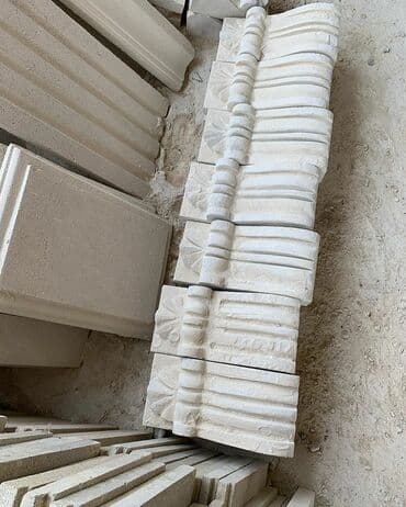 Üzlük ağlay daşları