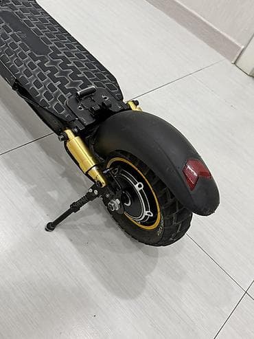 Elektrik skuter – güclü işıqlandırma və tam asqı sistemi — 7