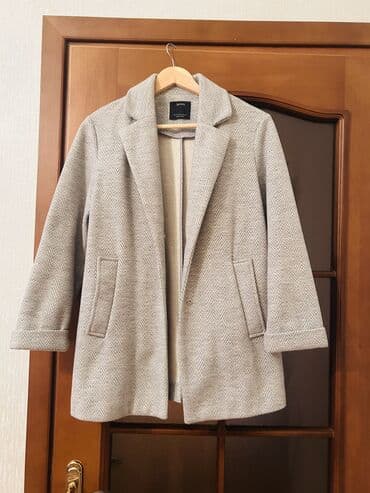 пальто zara: Пальто, Bershka, XS, S, цвет - Серый — 1