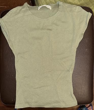 Newyorkerden alinib az geyinilib. /S geder.8 manata lalafo.az -da Newyorkerden alinib az geyinilib. /S geder.8 manata