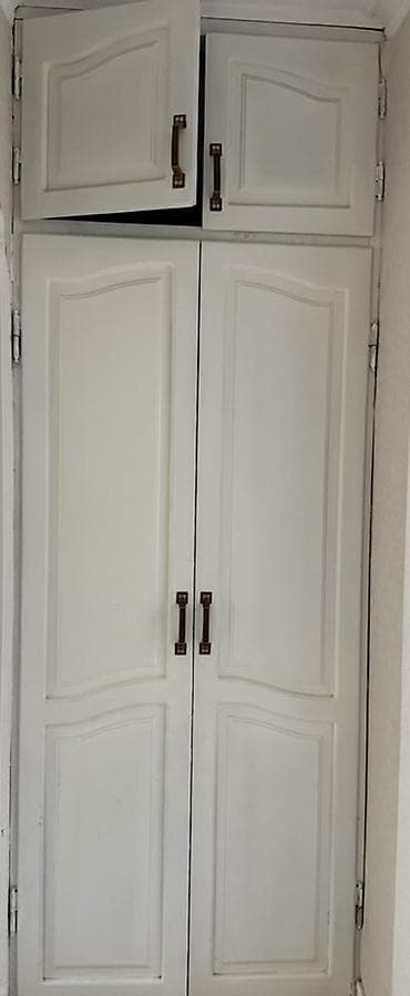 pec: 1 ədəd zal qapısı 120;2, 3ədəd 2;80, 2 ədəd 60;2 qapıların birinin — 5