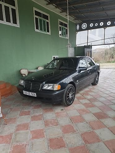ikinci el mercedesler: Mercedes-Benz C-Class (W202) sedan - Kuzov: 4 qapılı sedan, tünd boz — 5