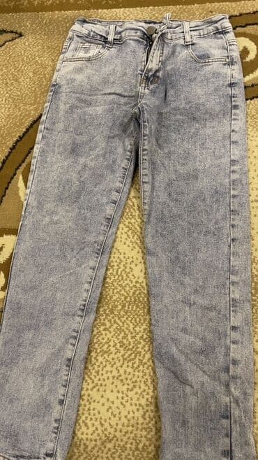 детские вещи на 9 лет: Uşaq şalvar dəsti – 4 ədəd 1) Açıq boz/ağarmış denim cins: - Klassik — 1