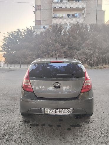 cayenne krilo 2013: Hyundai i30: 1.4 l | 2011 il Hetçbek — 6