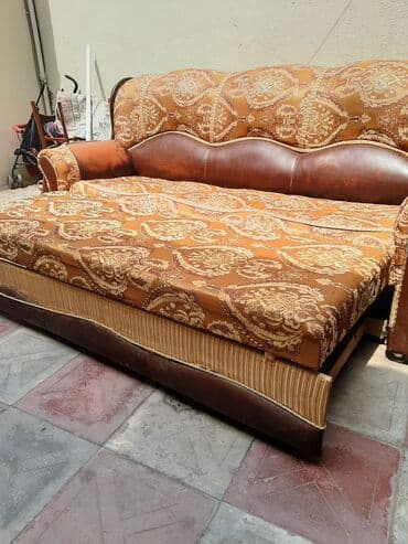 divan açılan: Di̇van-kravat, İşlənmiş, Açılan, Bazasız, Parça — 1