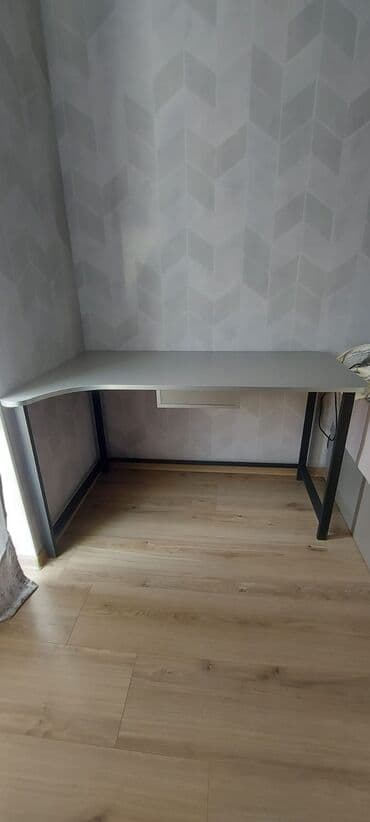 ders stol: Jurnal masası, Yeni, Açılmayan, Laminat, Dördbucaq masa — 2