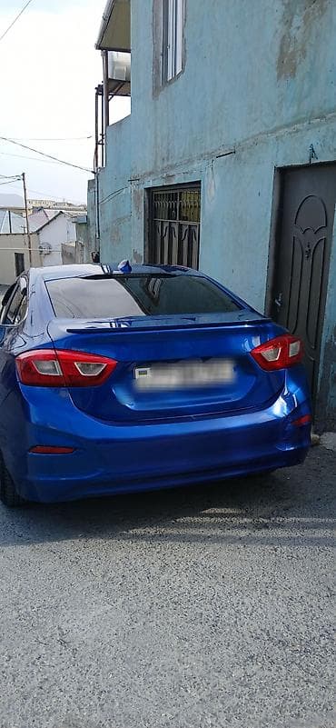 mapet satisi: Chevrolet Cruze sedan – mavi rəng - Kuzov: sedan, parlaq mavi rəng — 4