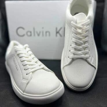 Krasofkalar və idman ayaqqabıları