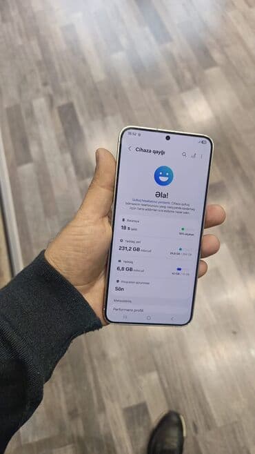 samsung s10 plus ikinci el: Samsung Galaxy S24+, 256 GB, rəng - Ağ, Zəmanət, Sensor, Barmaq izi — 1