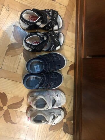 23 razmer,yaxshi veziyyetde,ag gara olan-ortopedikdir.Ag next lalafo.az -da 23 razmer,yaxshi veziyyetde,ag gara olan-ortopedikdir.Ag next