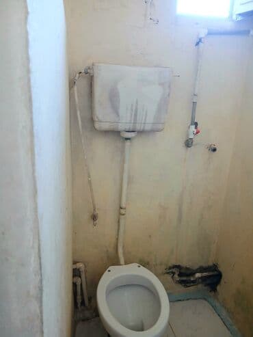 снять дом на сутки: 1 otaqlı kiçik evdi.Ev 2 və ya tək nəfər üçün uyğundur.Pəncərəsi və — 5