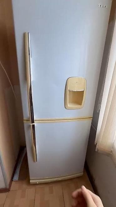 2 qapılı Samsung Soyuducu Satılır, rəng - Ağ, Dispenserli