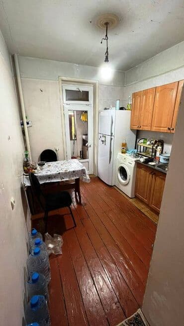 bina.az köhnə tikili 2 otaq: Bakı, Qaraçuxur qəs., 3 otaqlı, Köhnə tikili, m. Xalqlar Dostluğu, 80 kv. m — 9