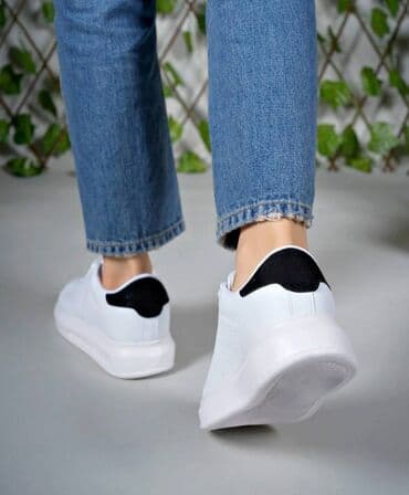 reebok ağ qaçış üçün qadın krossovkaları: Ölçü: 39, rəng - Ağ, Yeni — 2