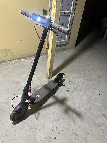 elektron samokat: Qiymət razılaşmaq olar. Pull lazımdı deyə satılır. Hər şeyi işləkdi — 3