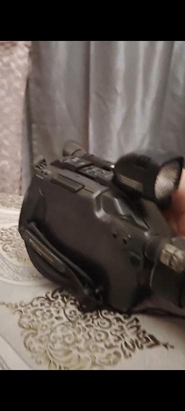 Panasonic G200 VHS-C video kamera - Kaset tipi: VHS-C - Model: G200 lalafo.az -da Panasonic G200 VHS-C video kamera - Kaset tipi: VHS-C - Model: G200