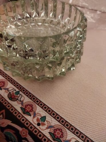 kubik qiymeti 2020: Şüşə sok stəkanı işlənmiyib - Material: qalın, kəsimli büllur şüşə - — 2