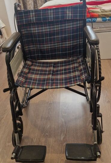 əlillər üçün araba: Mexaniki əlil arabası - Konstruksiya: möhkəm qara metal şassi, iri — 2