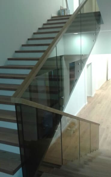 demir zaborlar: Müxtəlif üslub və dizaynlarda dəmir və şüşə materiallardan hazırlanmış — 1