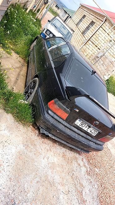 disk teker 4 bolt: BMW 3 Series E36 sedan, qara rəng. - Kuzov: aerodinamik arxa spoyler — 1
